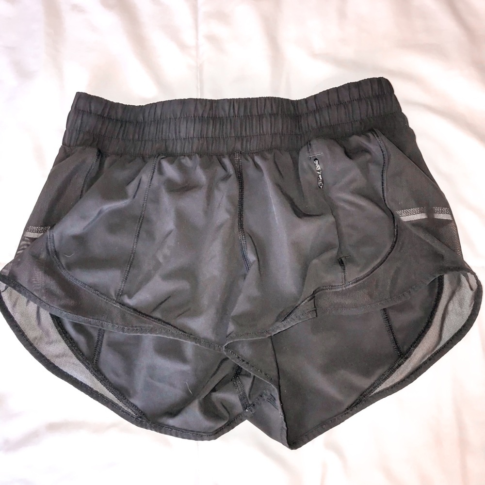 Black Lululemon 2.5 inch Shorts (rare)